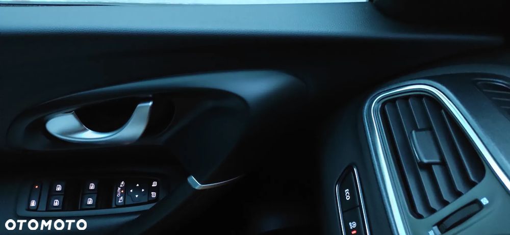 Renault Kadjar 1.3 TCe FAP Intens EDC - 29