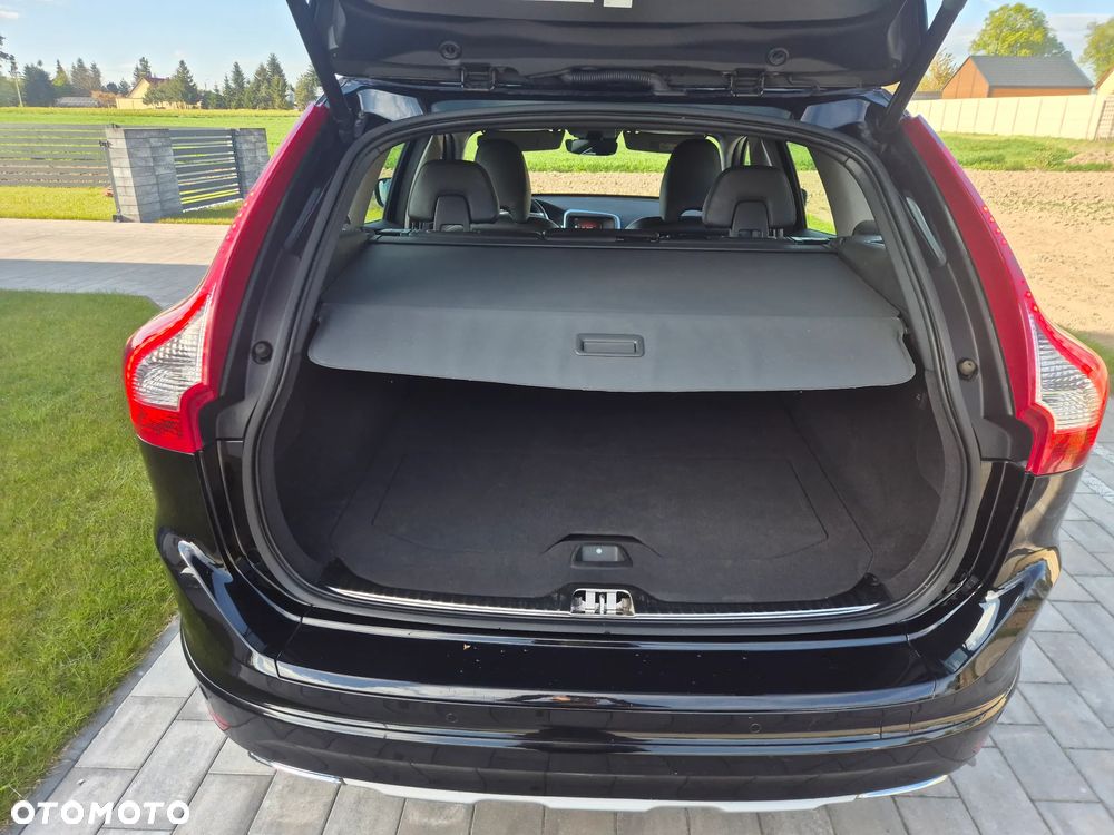 Volvo XC 60 D4 Geartronic Summum - 17