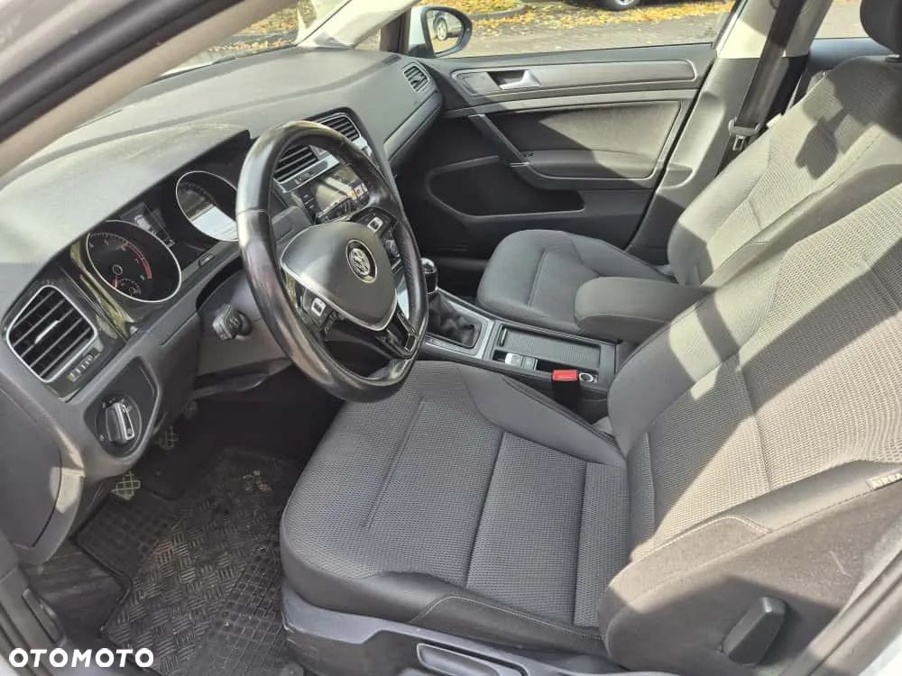Volkswagen Golf VII 1.0 TSI BMT Trendline - 10