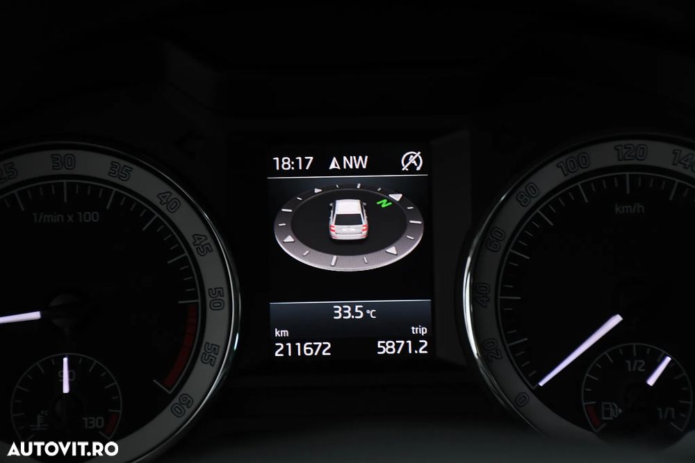 Skoda Octavia 1.6 TDI Style - 36