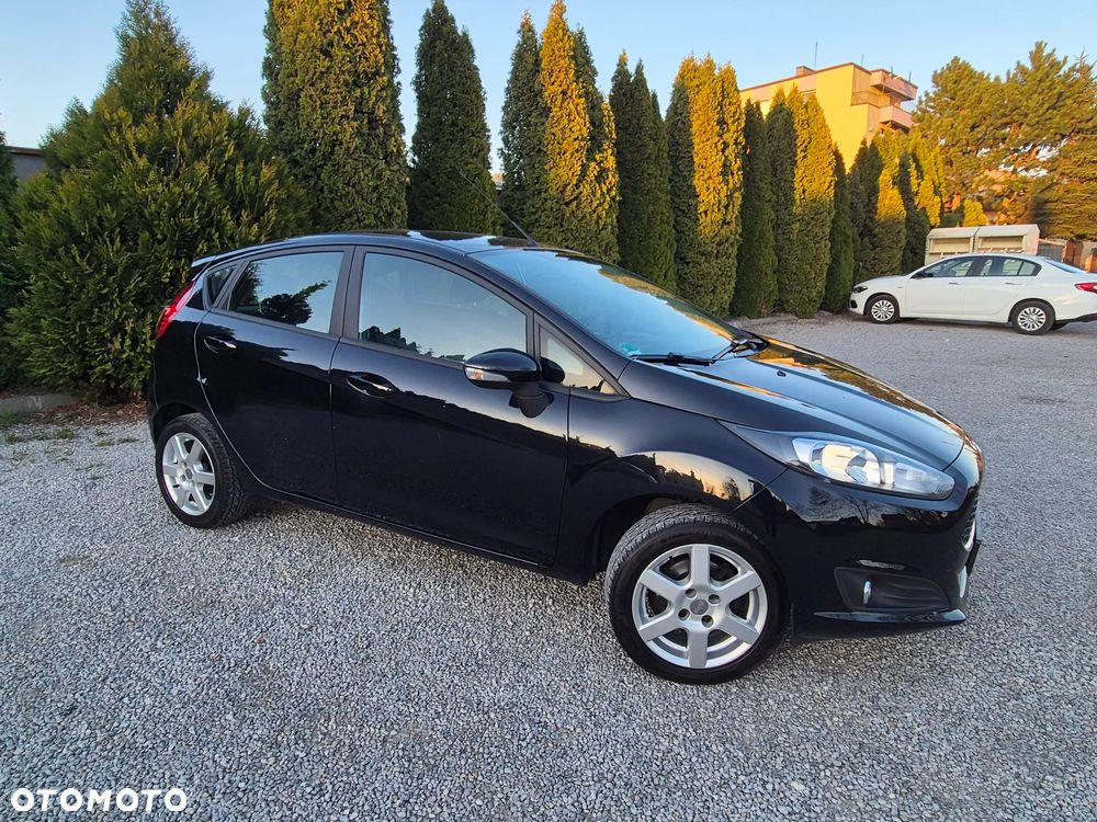 Ford Fiesta 1.25 Celebration - 24