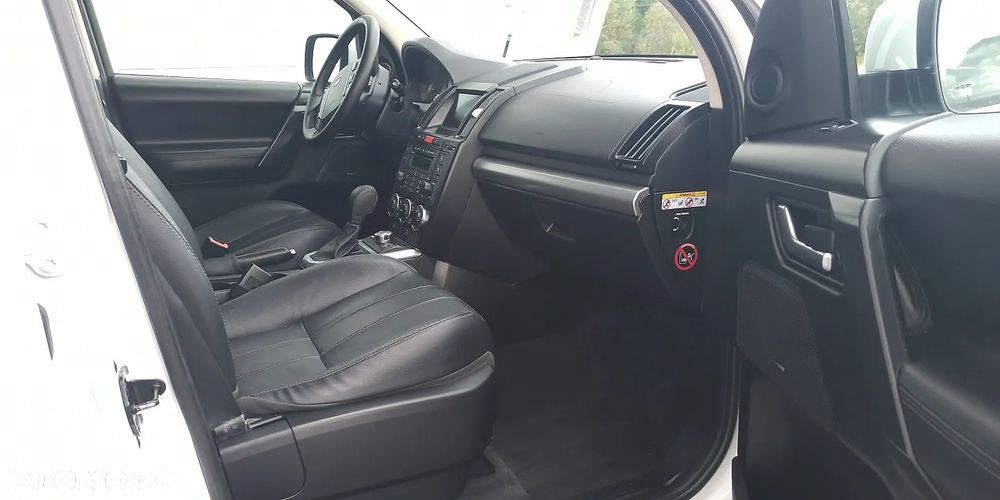 Land Rover Freelander II 2.2 sD4 HSE - 17
