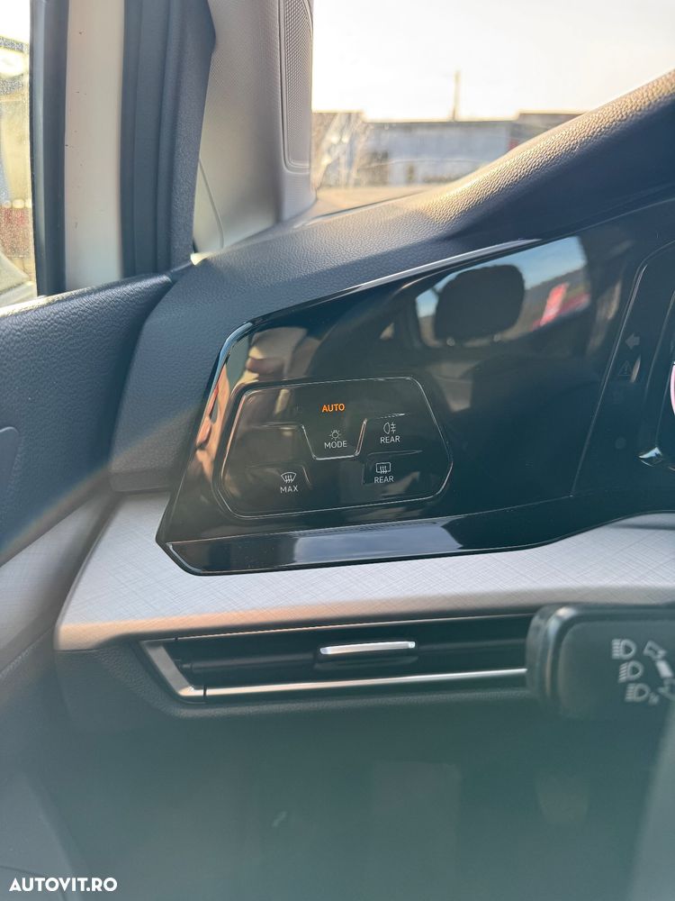 Volkswagen Golf Variant 2.0 TDI 116CP Life - 18