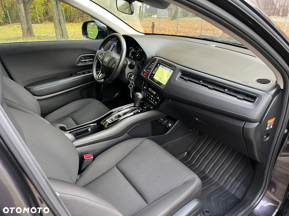 Honda HR-V 1.5 i-VTEC CVT Executive - 17