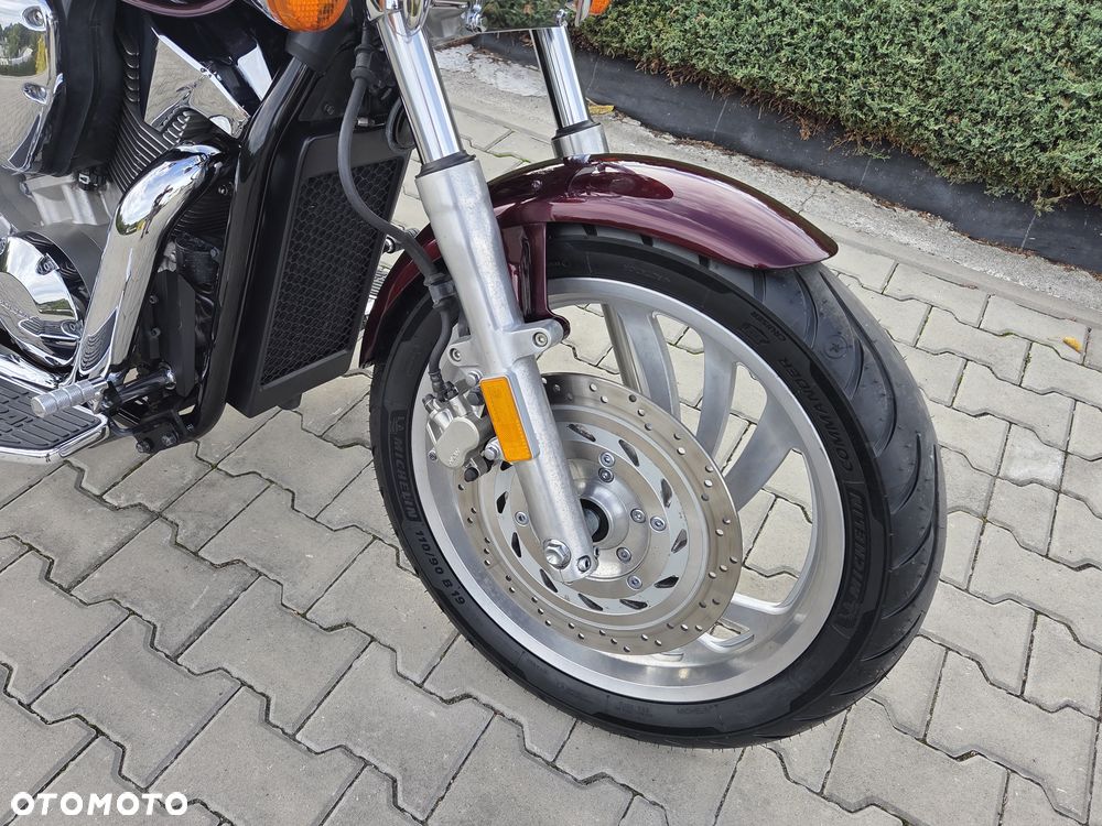 Honda VTX - 19