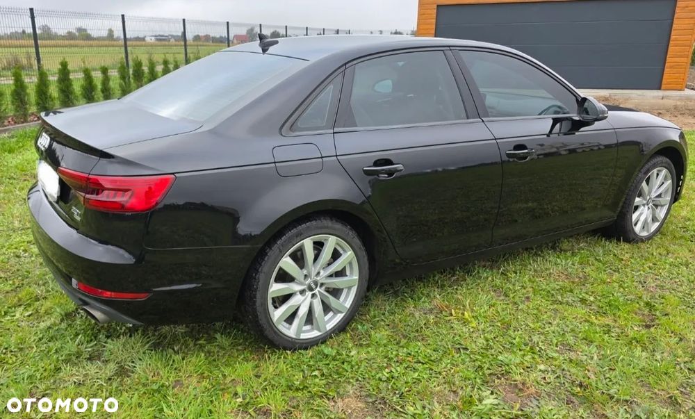 Audi A4 Limousine - 3