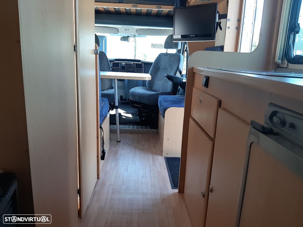 Ford Transit 2.2 TDCI - ROLLER TEAM ZEFIRO 291 TL - 4 LUGARES - 6 DORMIDAS - 35