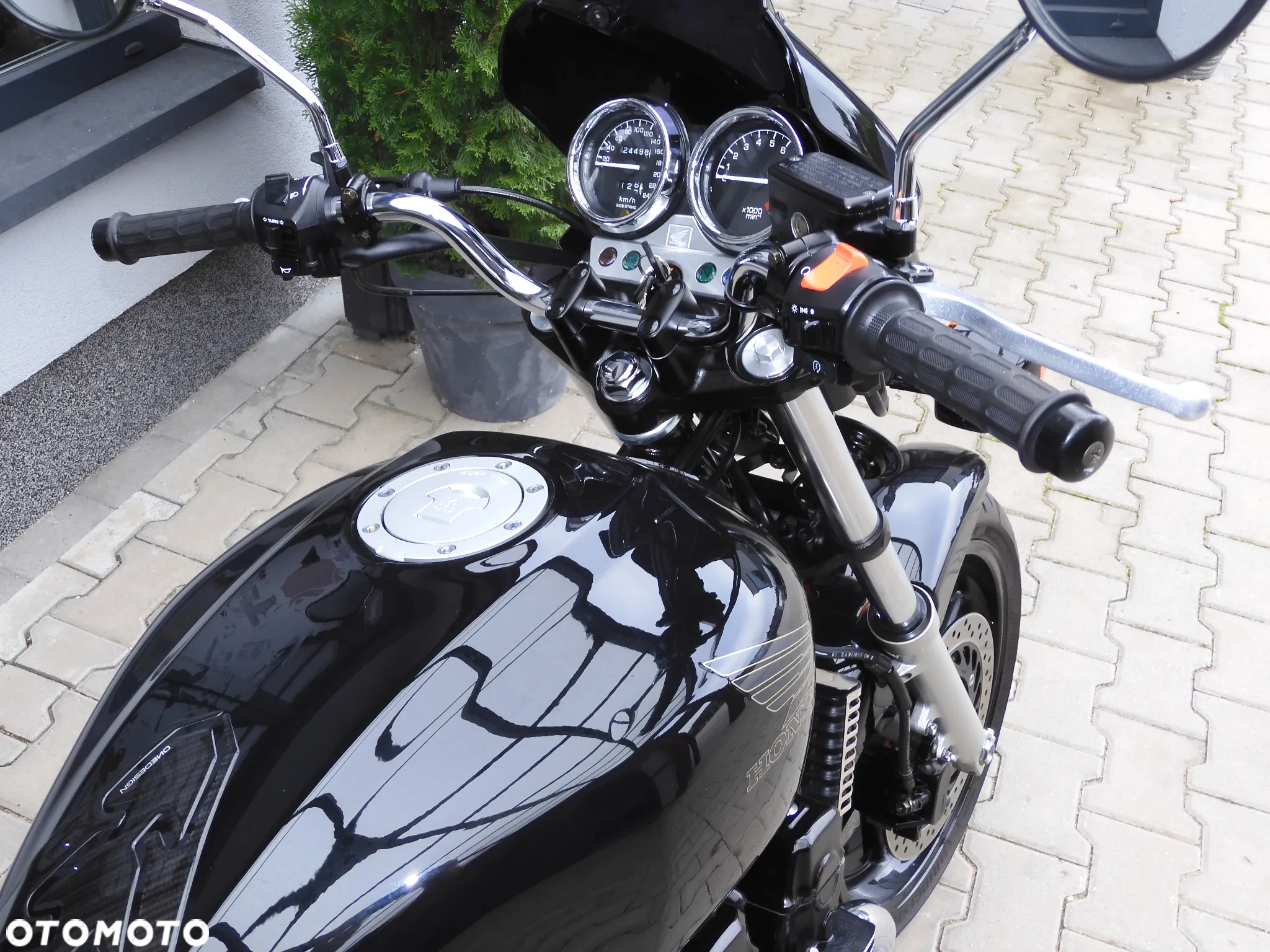 Honda CB - 14