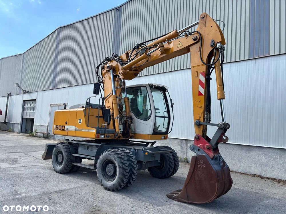 Liebherr A900C - 2