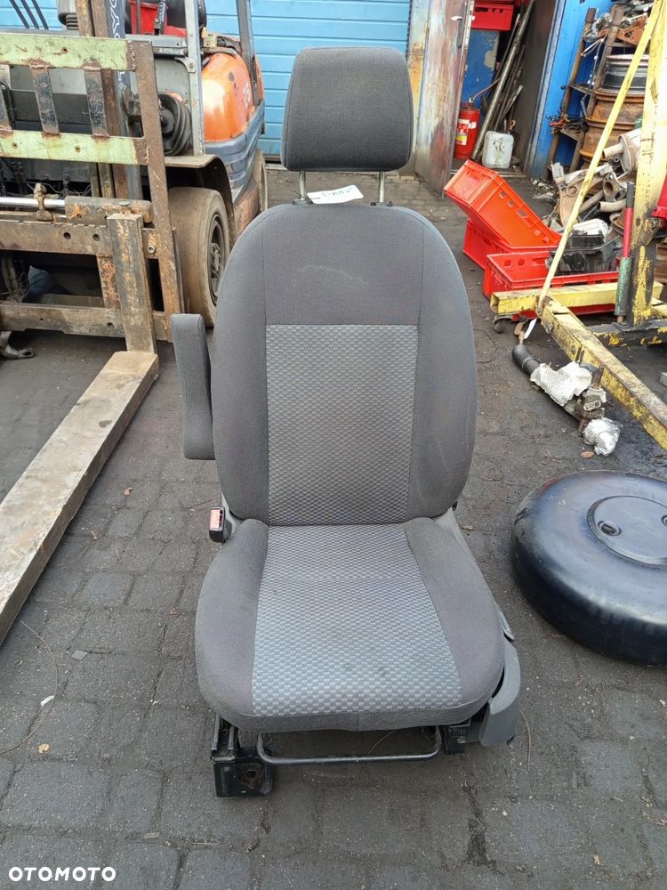 FOTEL KIEROWCY FORD FOCUS C-MAX 03-07 - 1