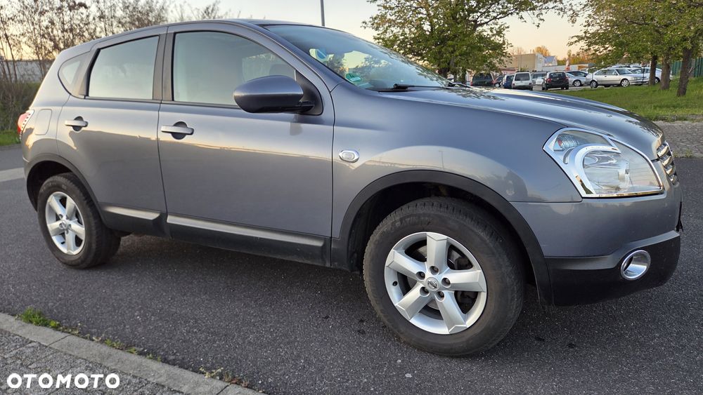Nissan Qashqai 1.6 Tekna - 1