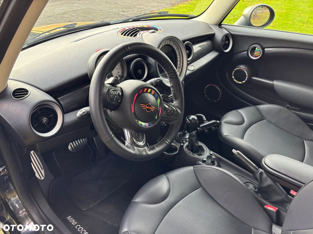 MINI Cooper S Standard - 8