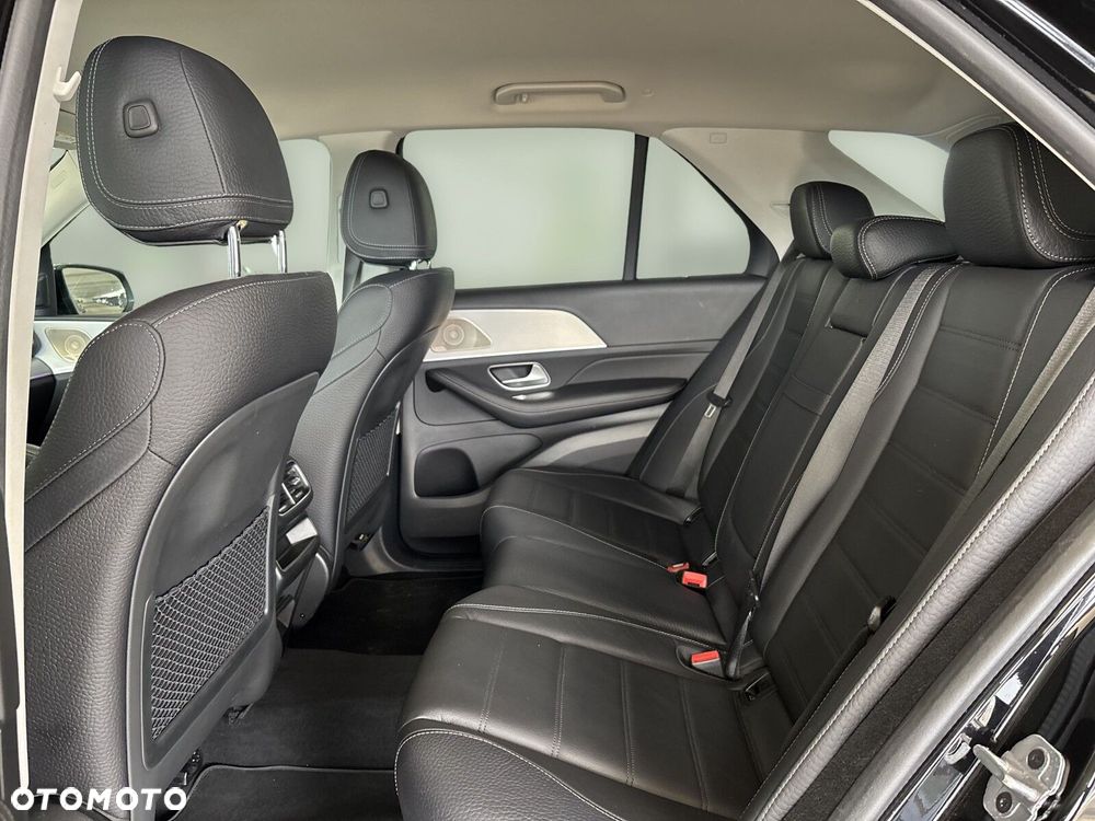 Mercedes-Benz GLE - 24