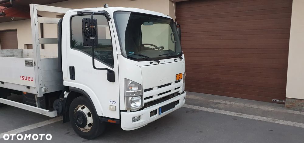 Isuzu ( l35 P62 P50 P75 N62 NPR Cabstar ) - 2