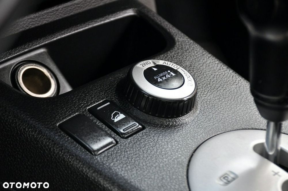 Nissan X-Trail - 35