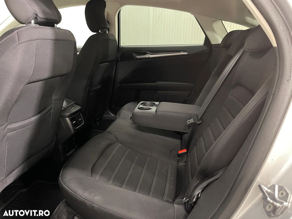 Ford Mondeo 2.0 TDCI Aut. Trend - 11