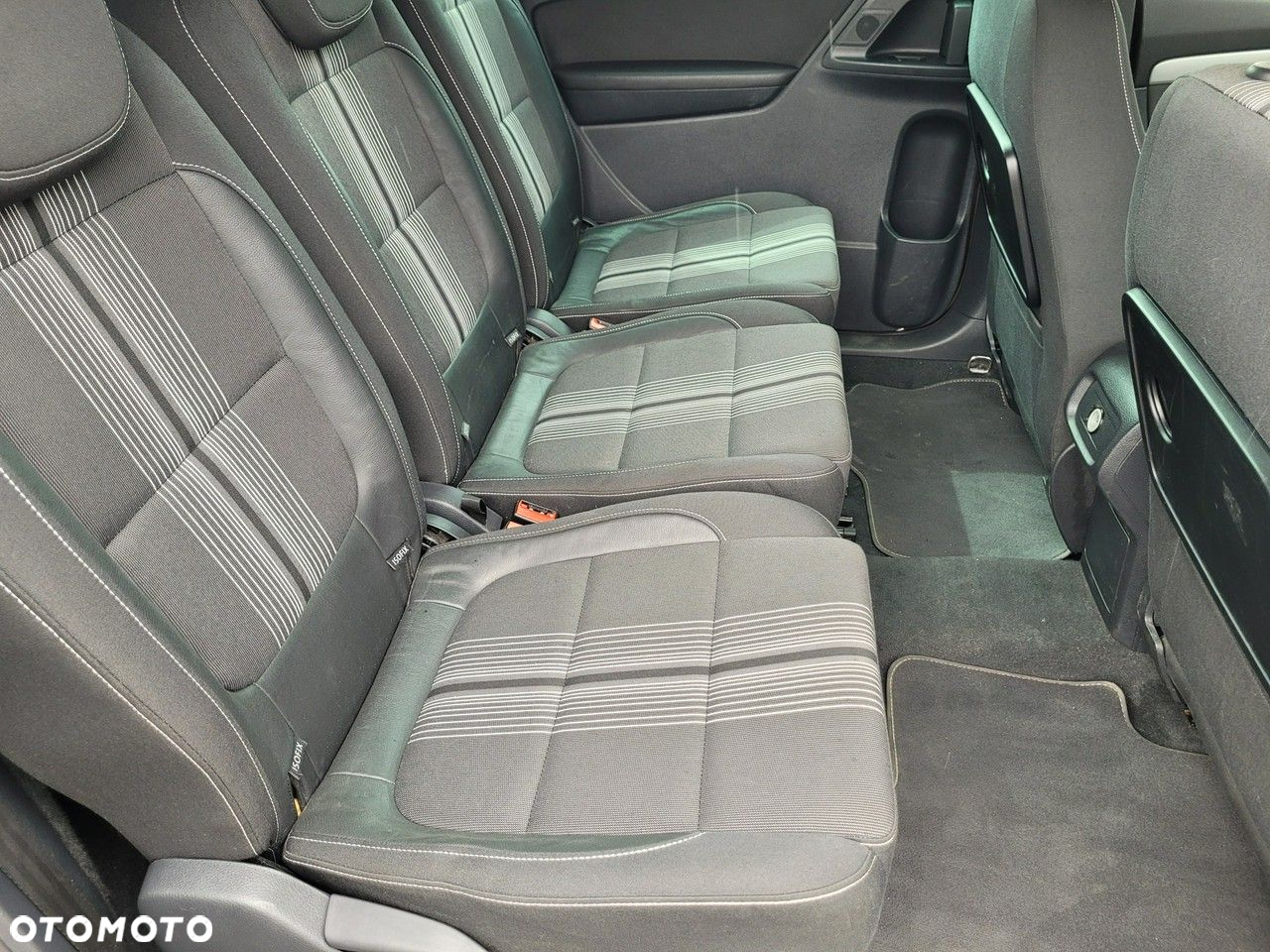 Volkswagen Sharan - 23