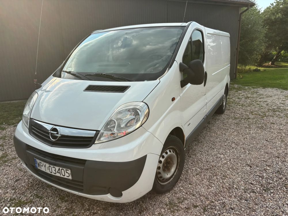 Opel Vivaro - 10