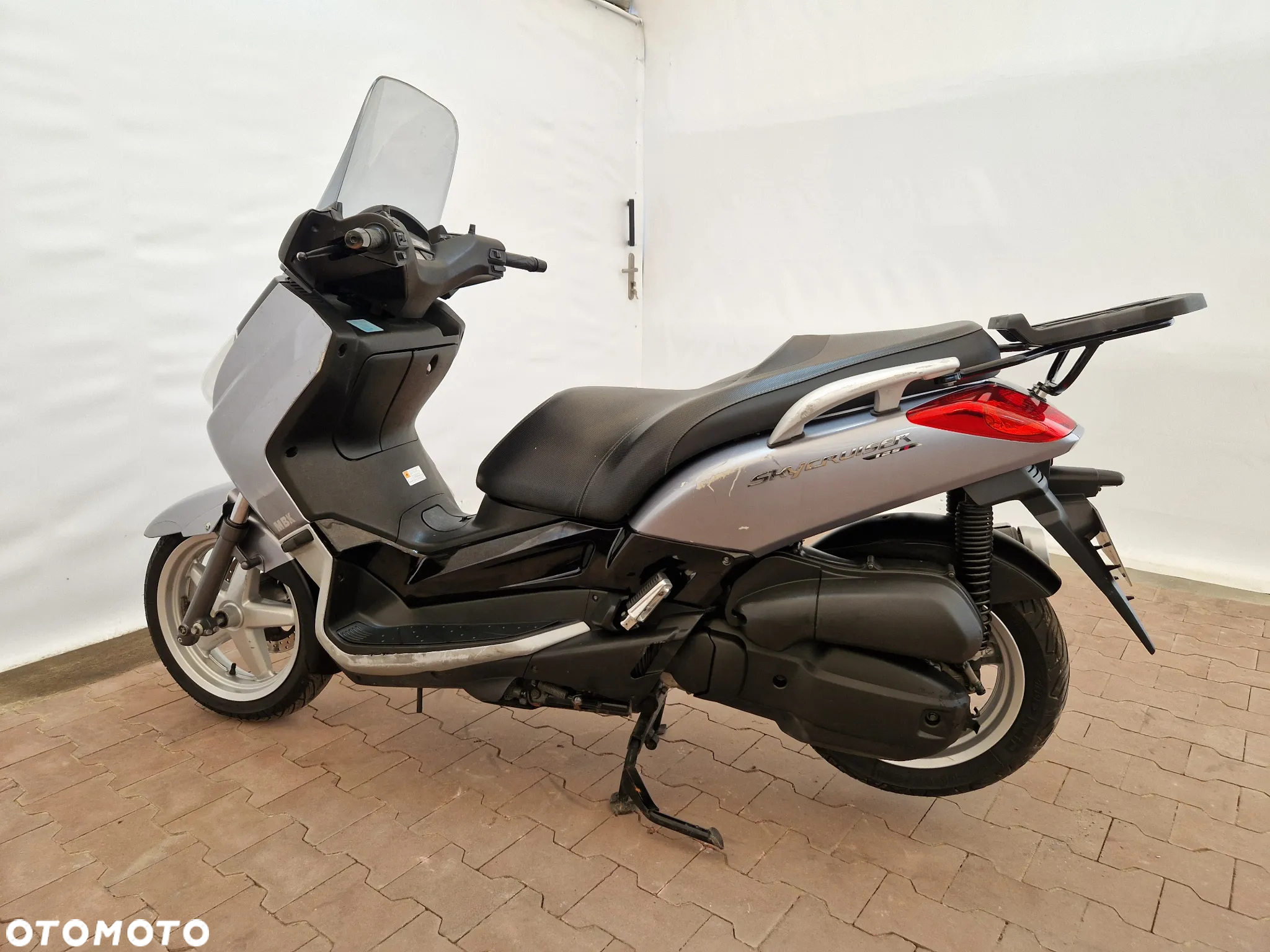 Yamaha X-max - 5