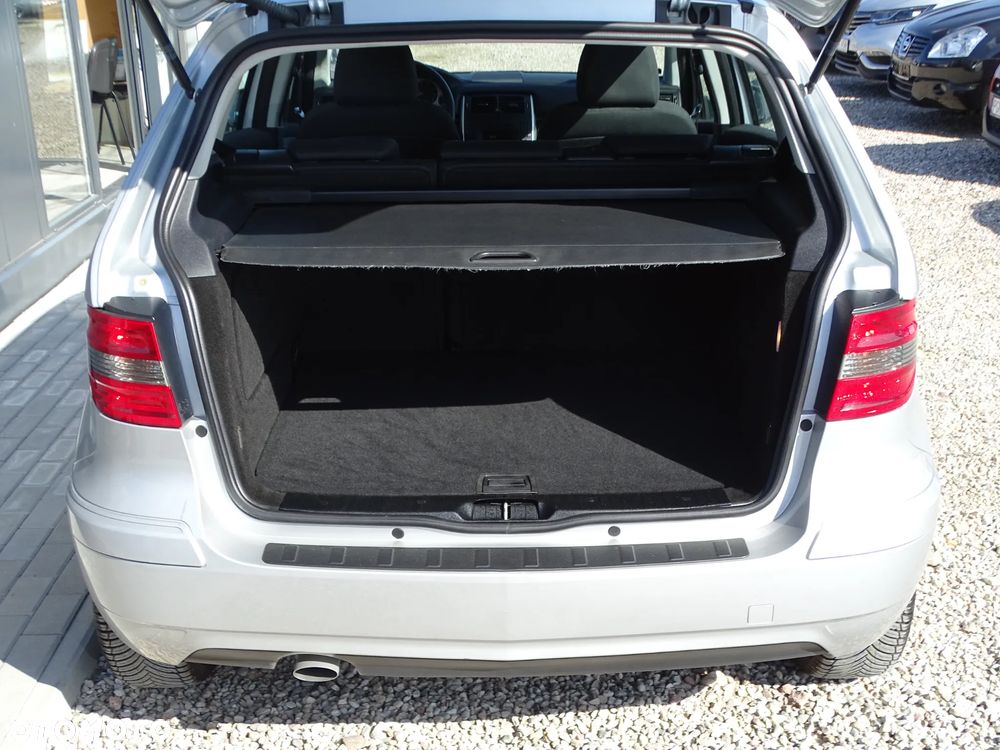 Mercedes-Benz Klasa B 170 Special Edition - 22