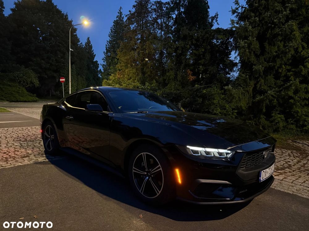 Ford Mustang 2.3 Eco Boost - 10