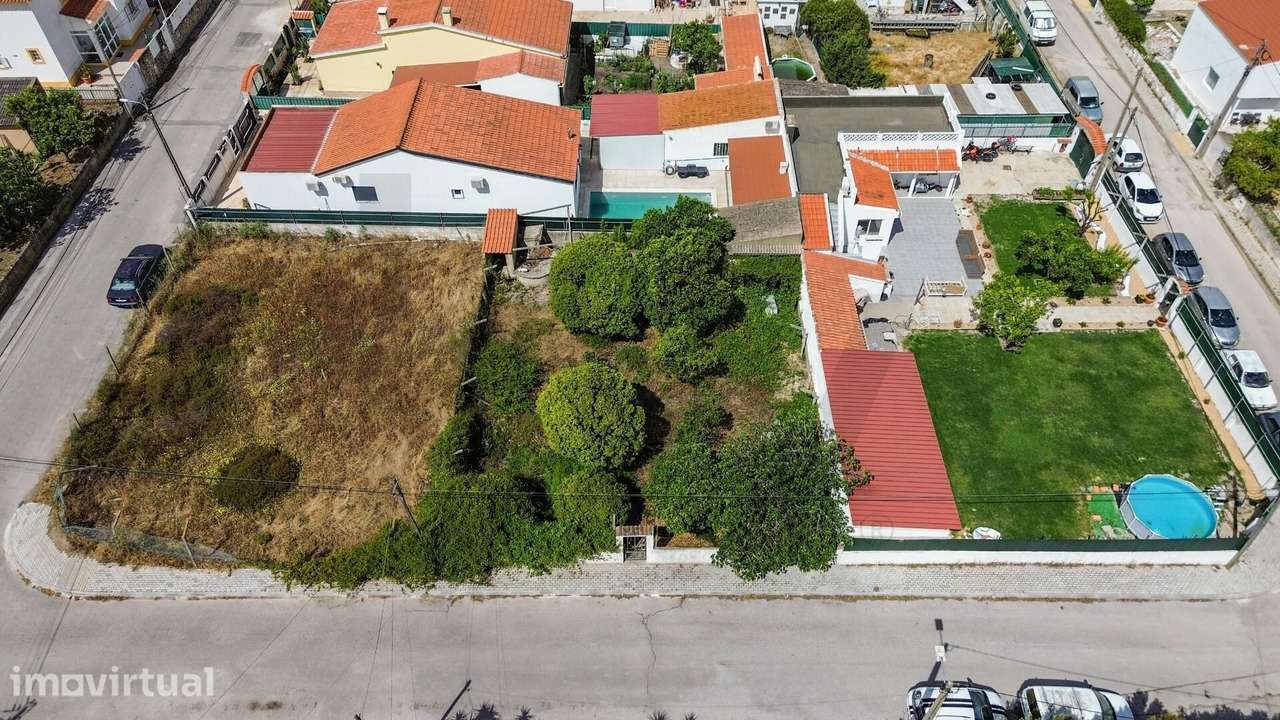 Terreno Urbano Rua Padre Cruz - Grande imagem: 2/20
