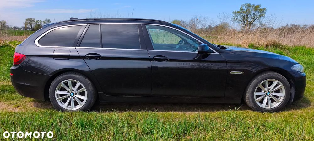 BMW Seria 5 520d xDrive - 9