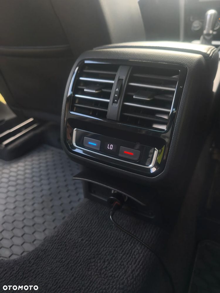 Volkswagen Passat 2.0 TDI BMT Highline DSG - 14