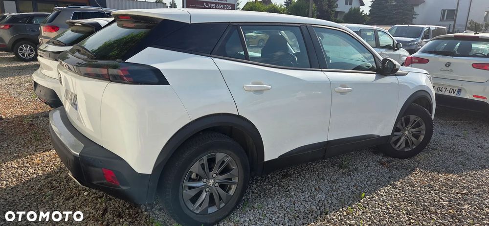 Peugeot 2008 - 25