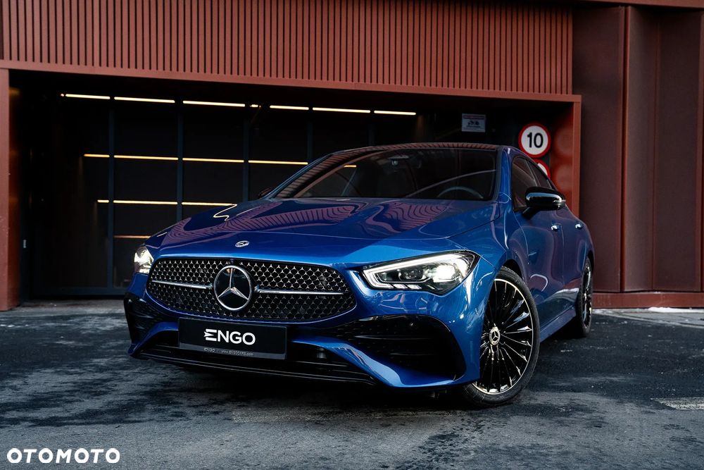 Mercedes-Benz CLA 220 mHEV 4-Matic AMG Line 8G-DCT - 4