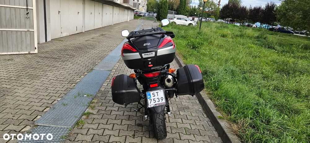 Suzuki V-STROM - 5