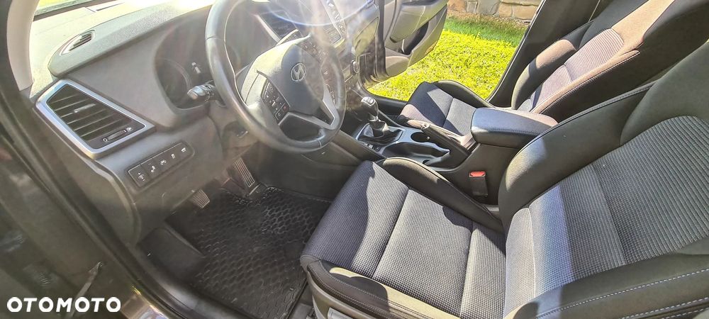 Hyundai Tucson 2.0 CRDI Comfort 4WD - 13