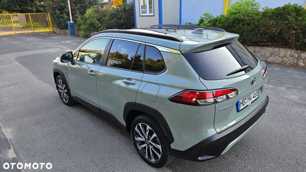 Toyota Corolla Cross 2.0 Hybrid Executive AWD - 20