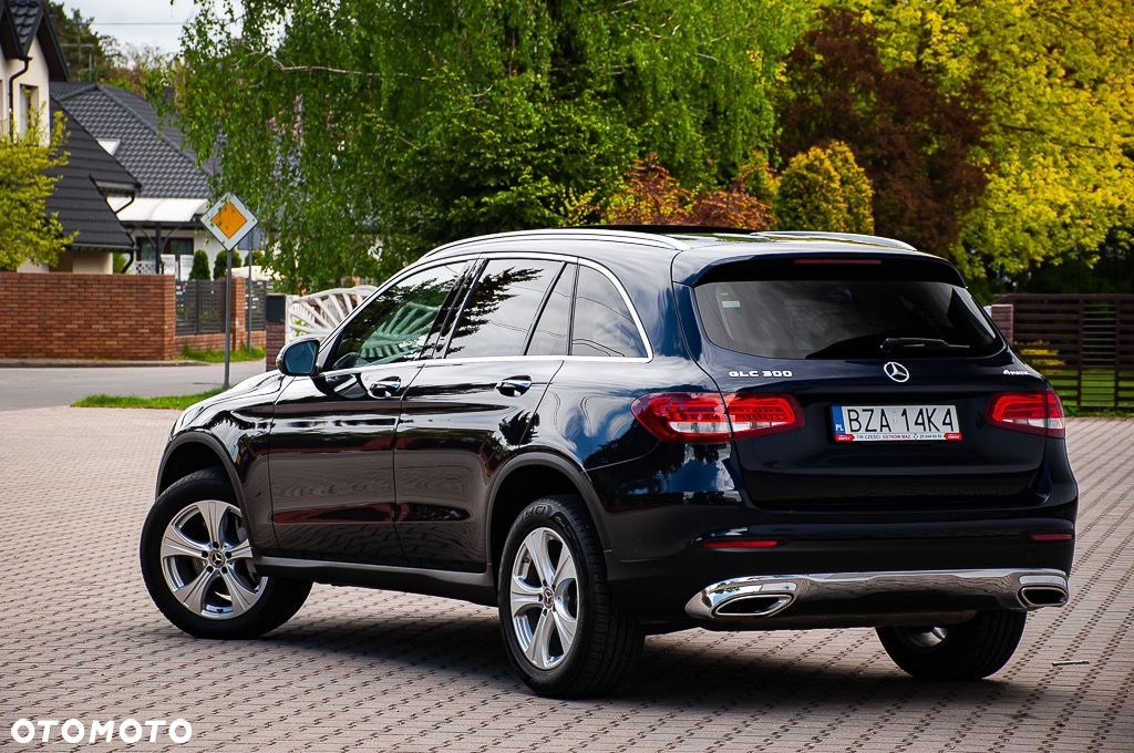 Mercedes-Benz GLC 300 4Matic 9G-TRONIC - 7