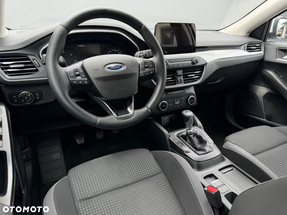 Ford Focus 1.5 EcoBlue SCR Connected - 11