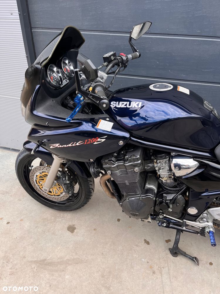 Suzuki Bandit - 22