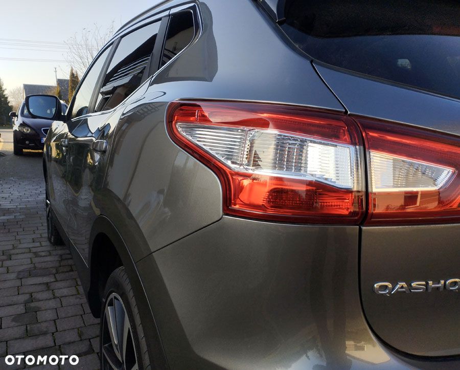 Nissan Qashqai 1.6 DIG-T Tekna - 24