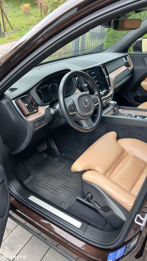 Volvo Xc60 2020 photo 4