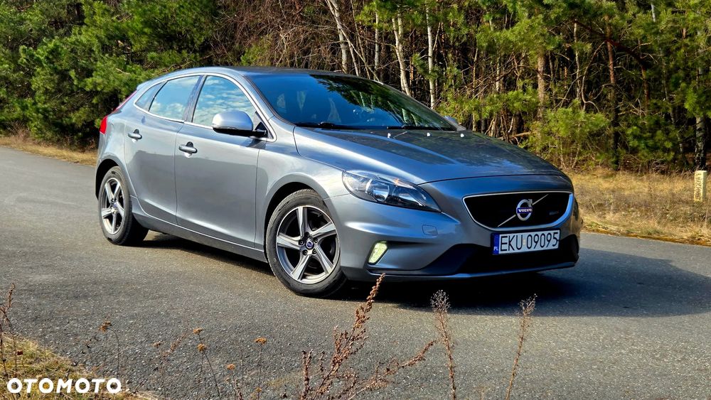 Volvo V40 D2 R Design - 1