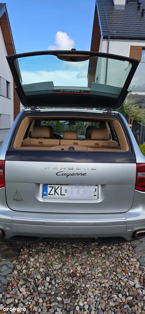 Porsche Cayenne - 6