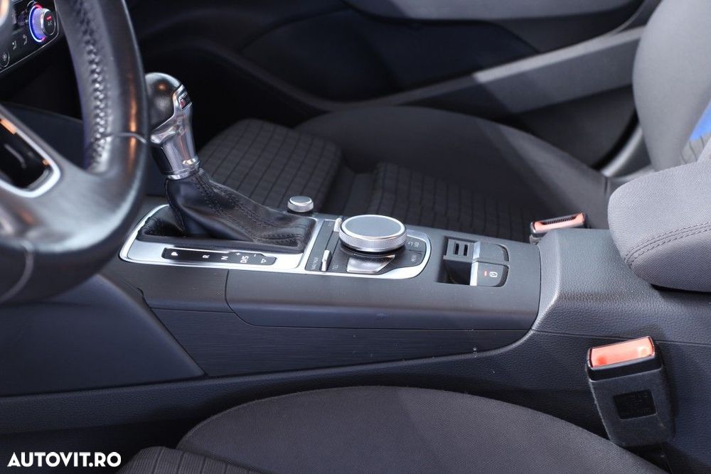 Audi A3 Sportback - 12
