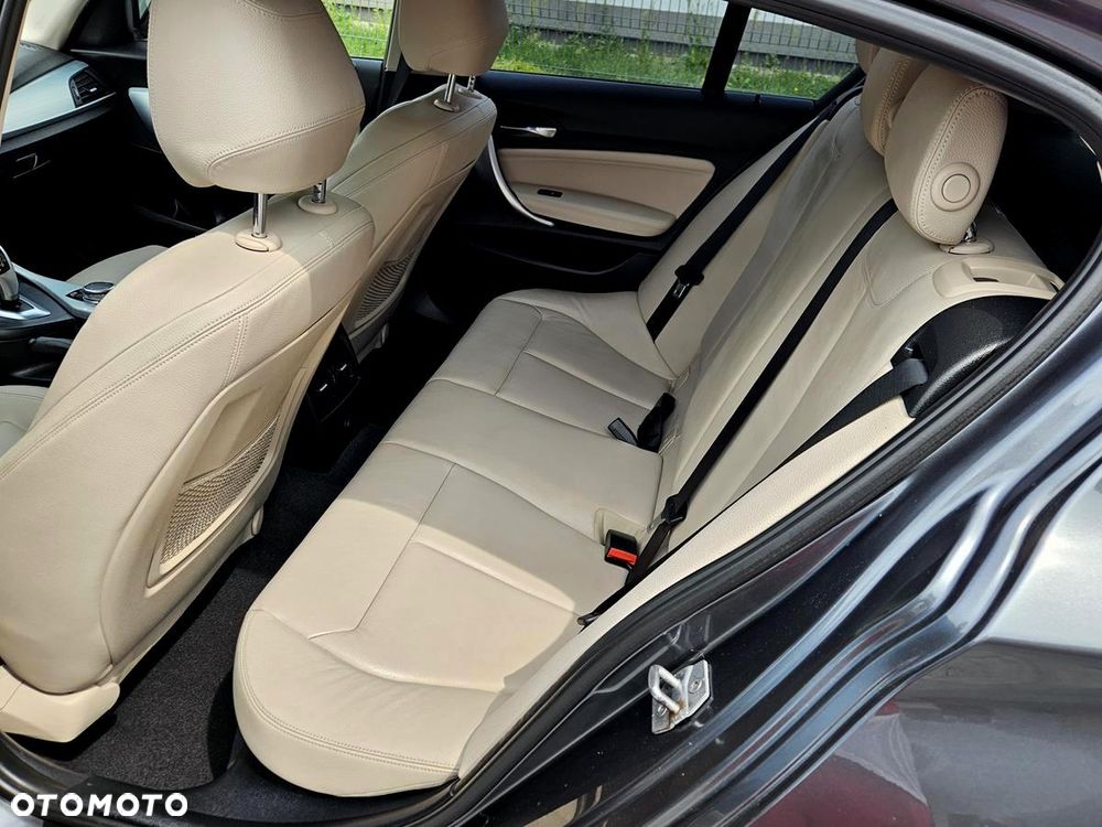 BMW Seria 1 118d Sport Line - 19