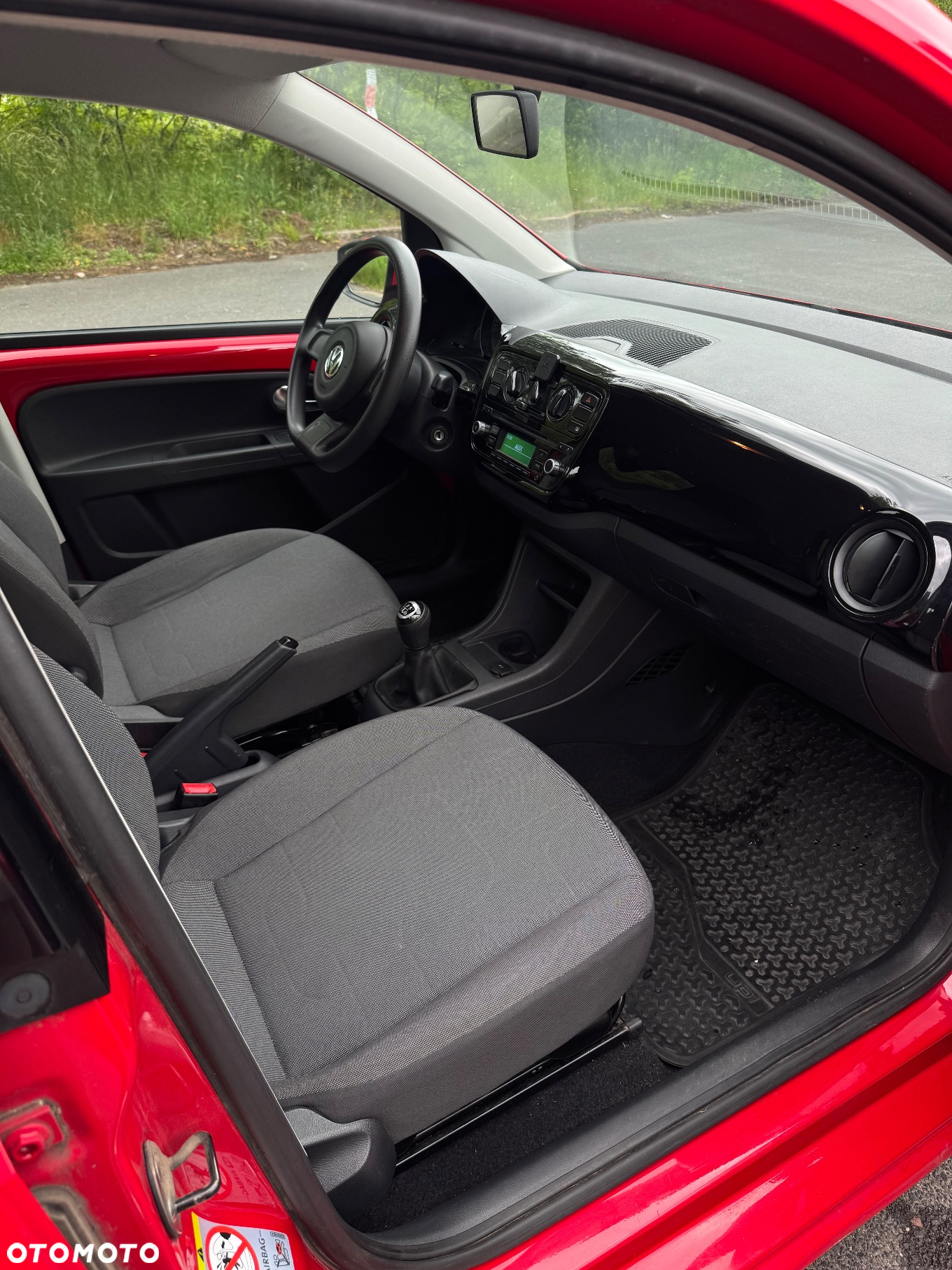 Volkswagen up! 1.0 move - 14