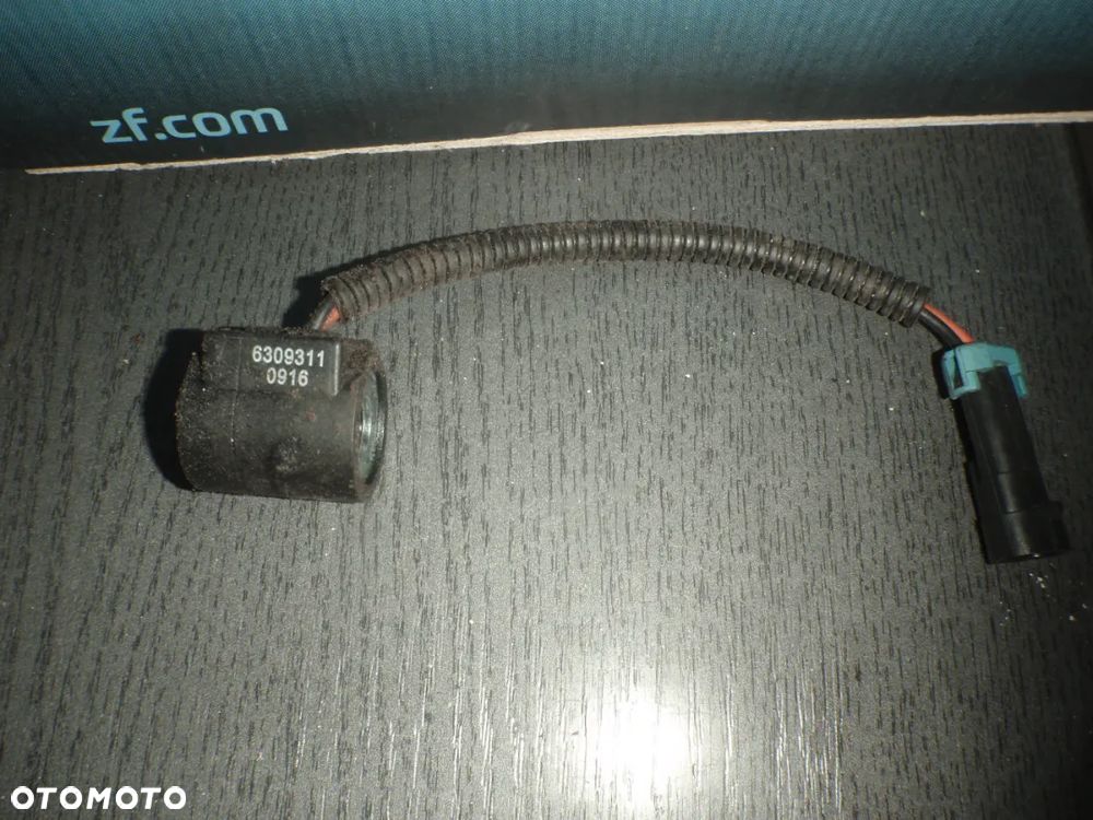 cewka Bobcat 751 753 763 773 853 863 864 873 883 963 A220 A300 S220 S250 S300 T190 T200 T250 T300 - 9