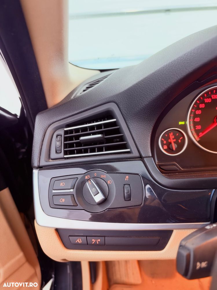 BMW Seria 5 520d - 12