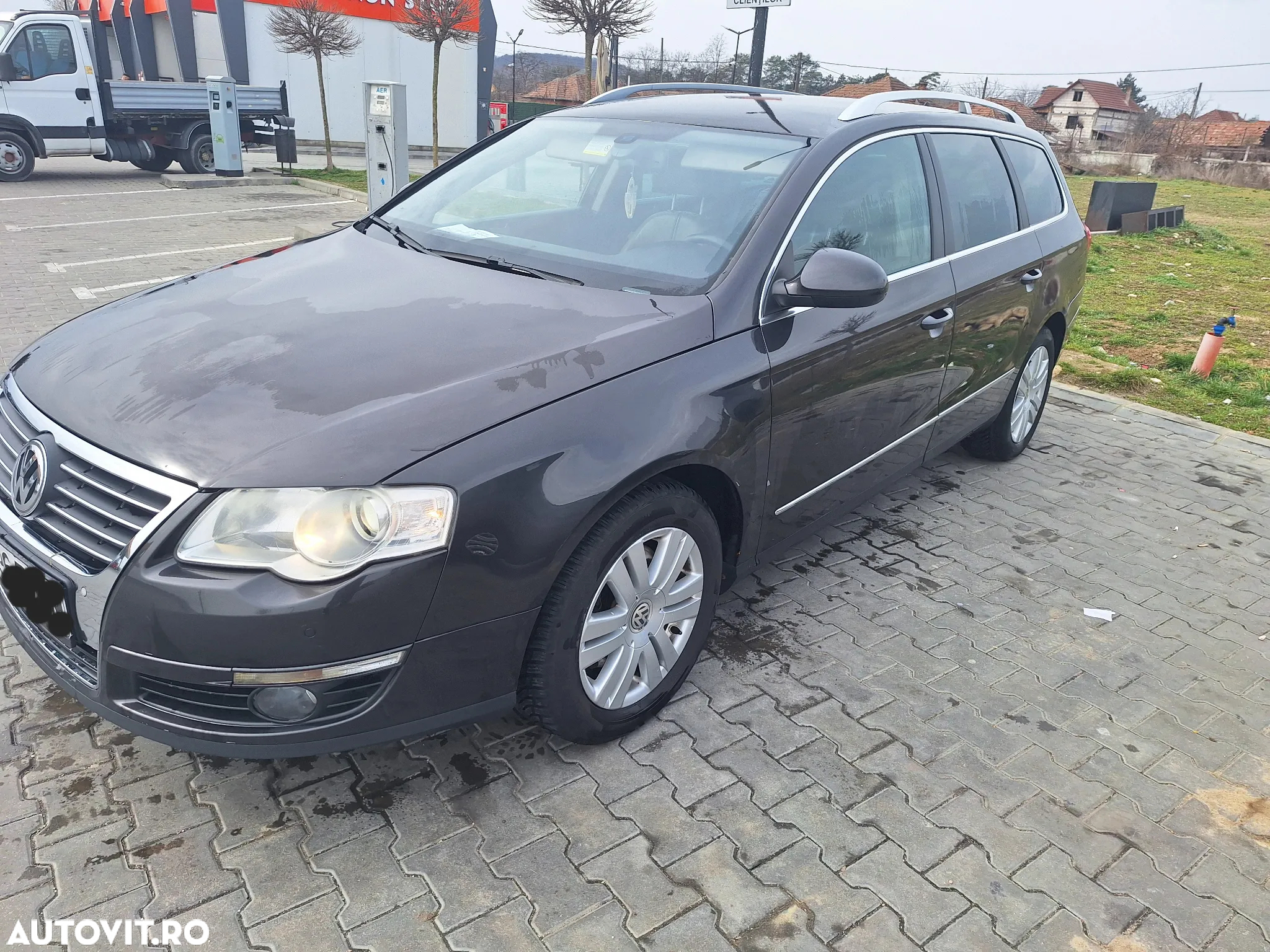 Volkswagen Passat Variant 2.0 Blue TDI SCR Comfortline - 3
