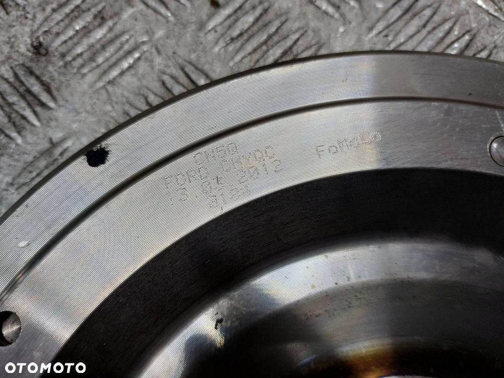 KOŁO ZAMACHOWE VOLVO S60 II 1.6 D CHYQC - 2
