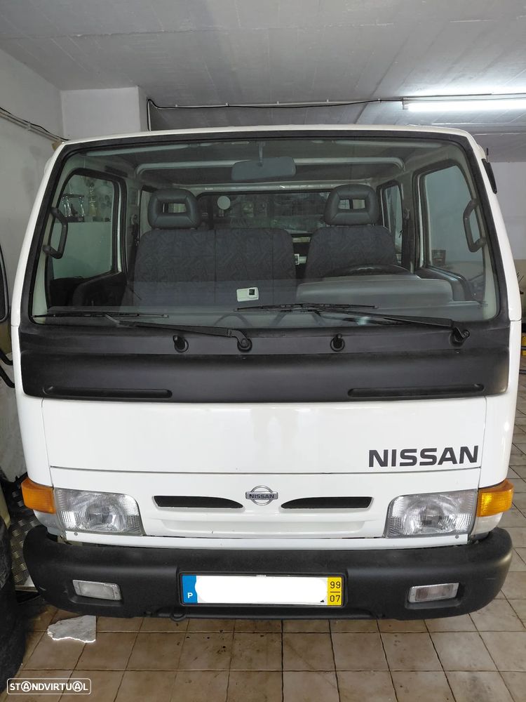 Nissan Cabstar E 110 - 2