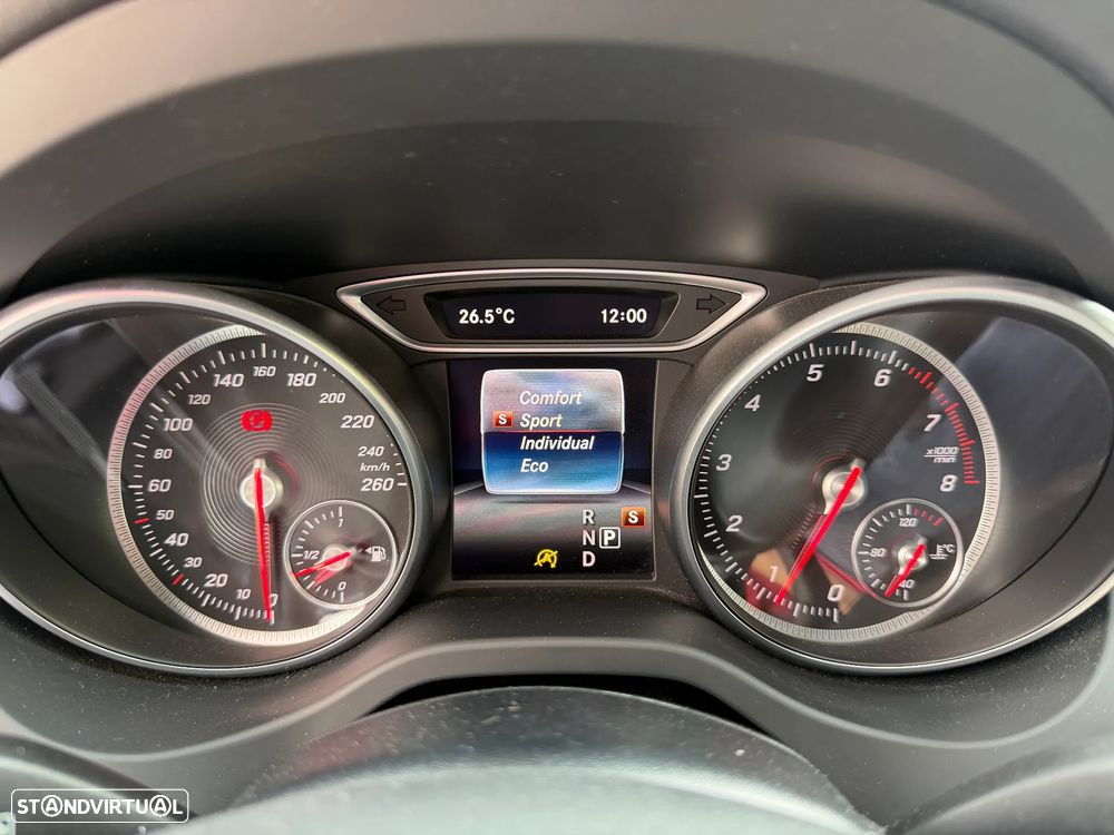 Mercedes-Benz CLA 200 Shooting Brake Urban Aut. - 23
