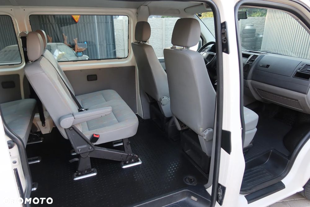 Volkswagen Transporter - 15